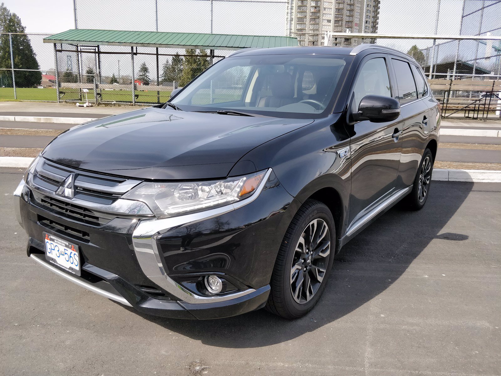 Pre-Owned 2018 MITSUBISHI OUTLANDER PHEV SE TOURING